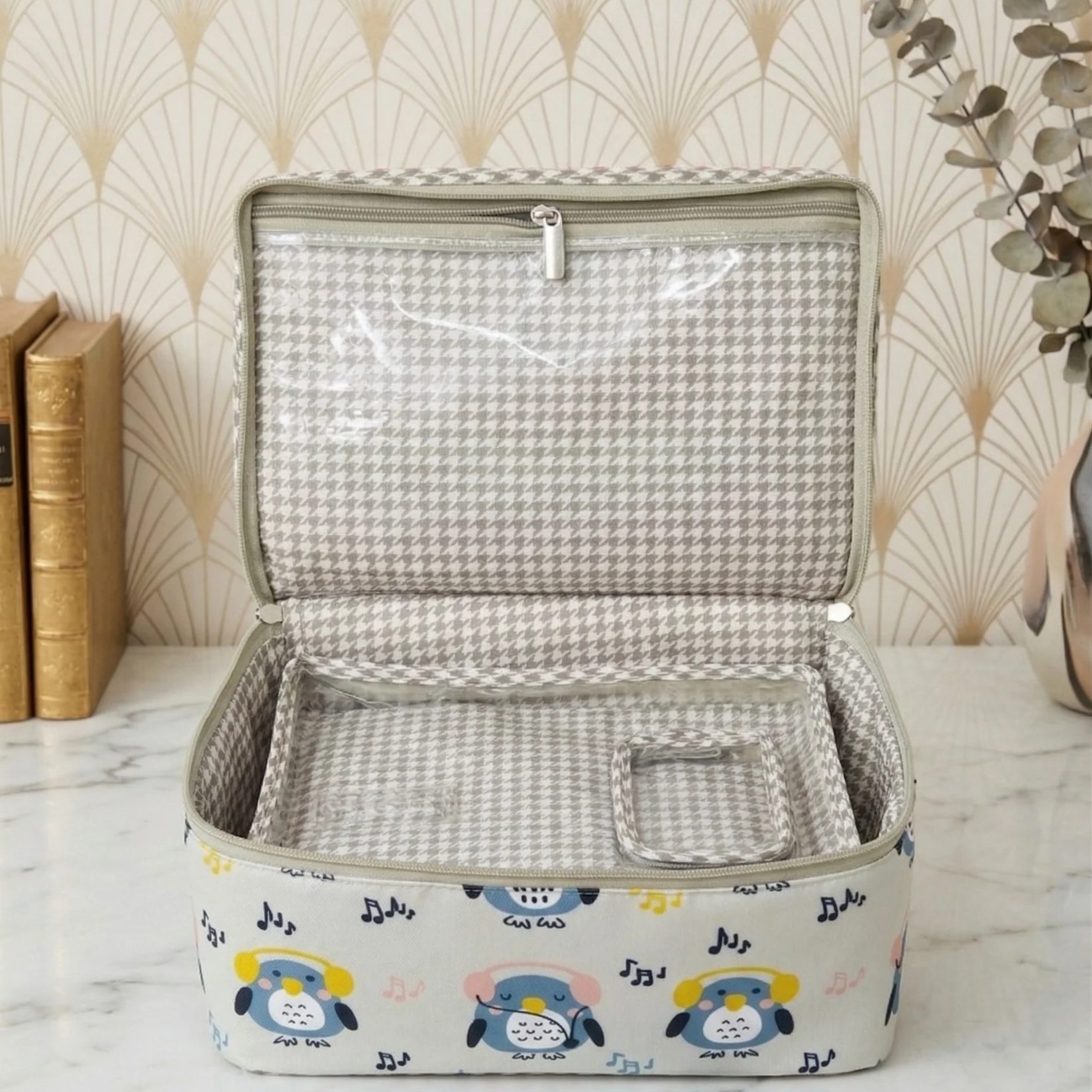 NECKLACE ORGANISER