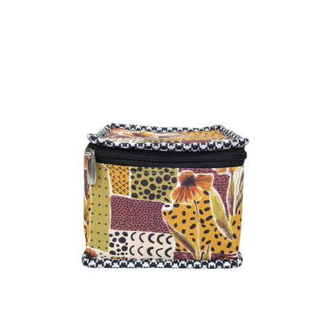 MIDNIGHT PEACH PETALS PRINT EARRING ORGANIZER