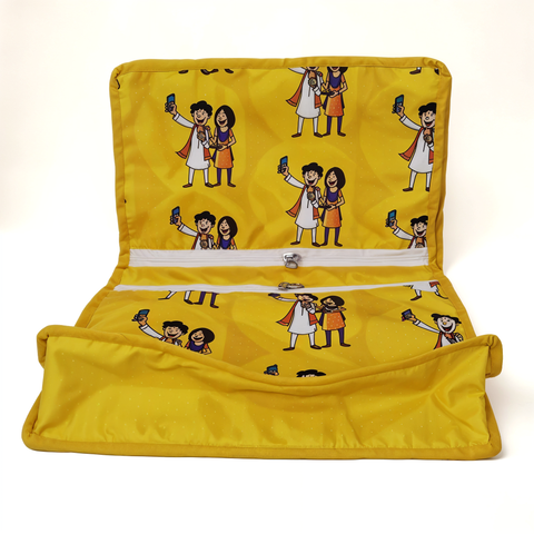 SELFIE WITH BHAIYA  Print MaxStor Toiletry Bag