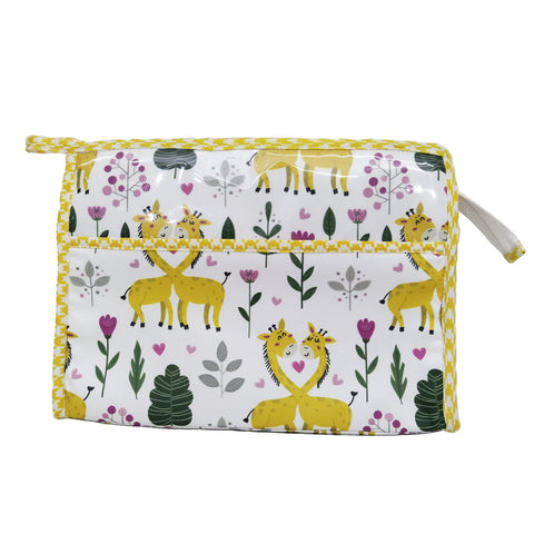 GIRAFFE PARADISE PRINT 8 PIECE KIDS GIFT SET