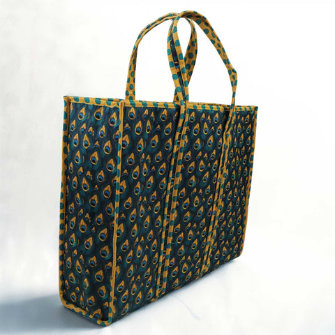 PEACOCK GLORY PRINT Everyday Tote