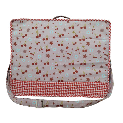 SCARLET CHERRY PRINT 8 PIECE KIDS GIFT SET
