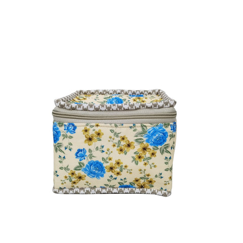 WHISPERING PETALS PRINT EARRING ORGANIZER