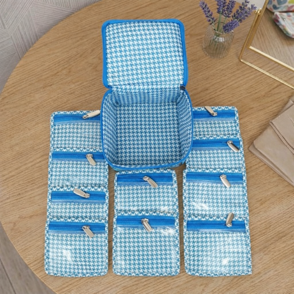 PADMA PICHWAI PRINT Earring Organizer