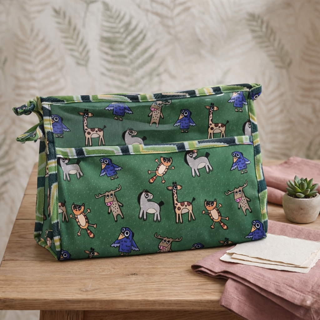 FOREST FRIENDS PRINT TrioZip Toiletry Bag