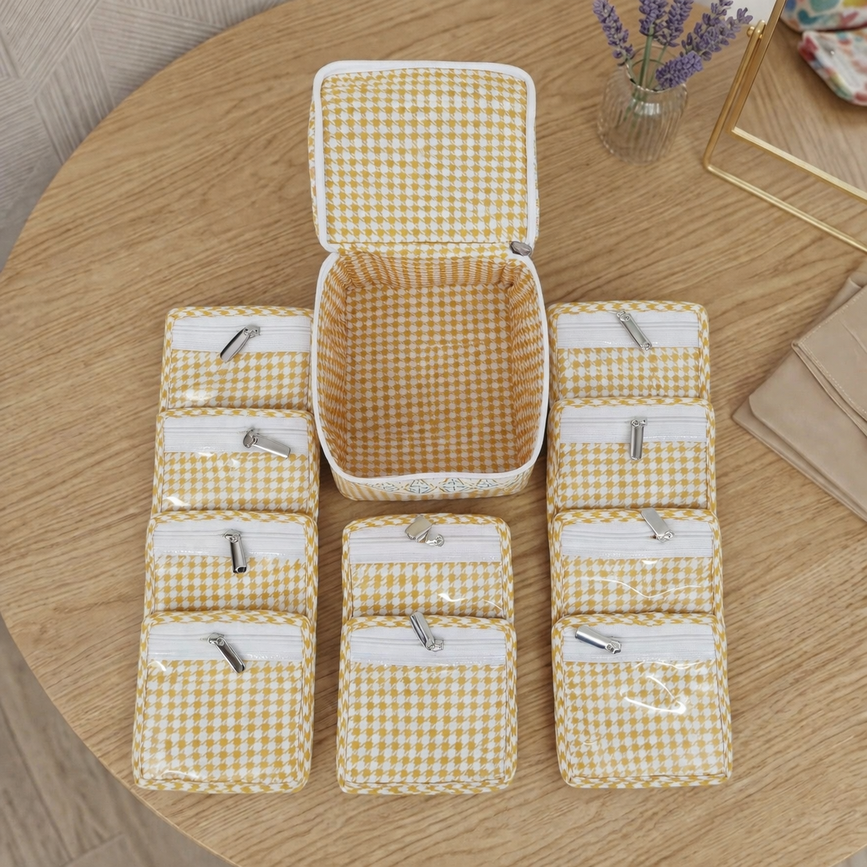 GOLDEN BLOSSOM MOSAIC PRINT EARRING ORGANIZER