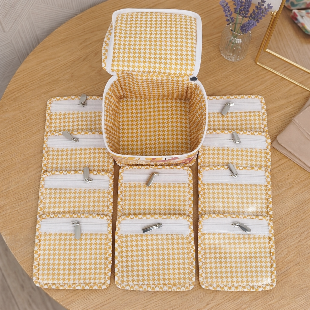 BLUEBELL BUTTERSCOTCH CHECKS PRINT EARRING ORGANIZER