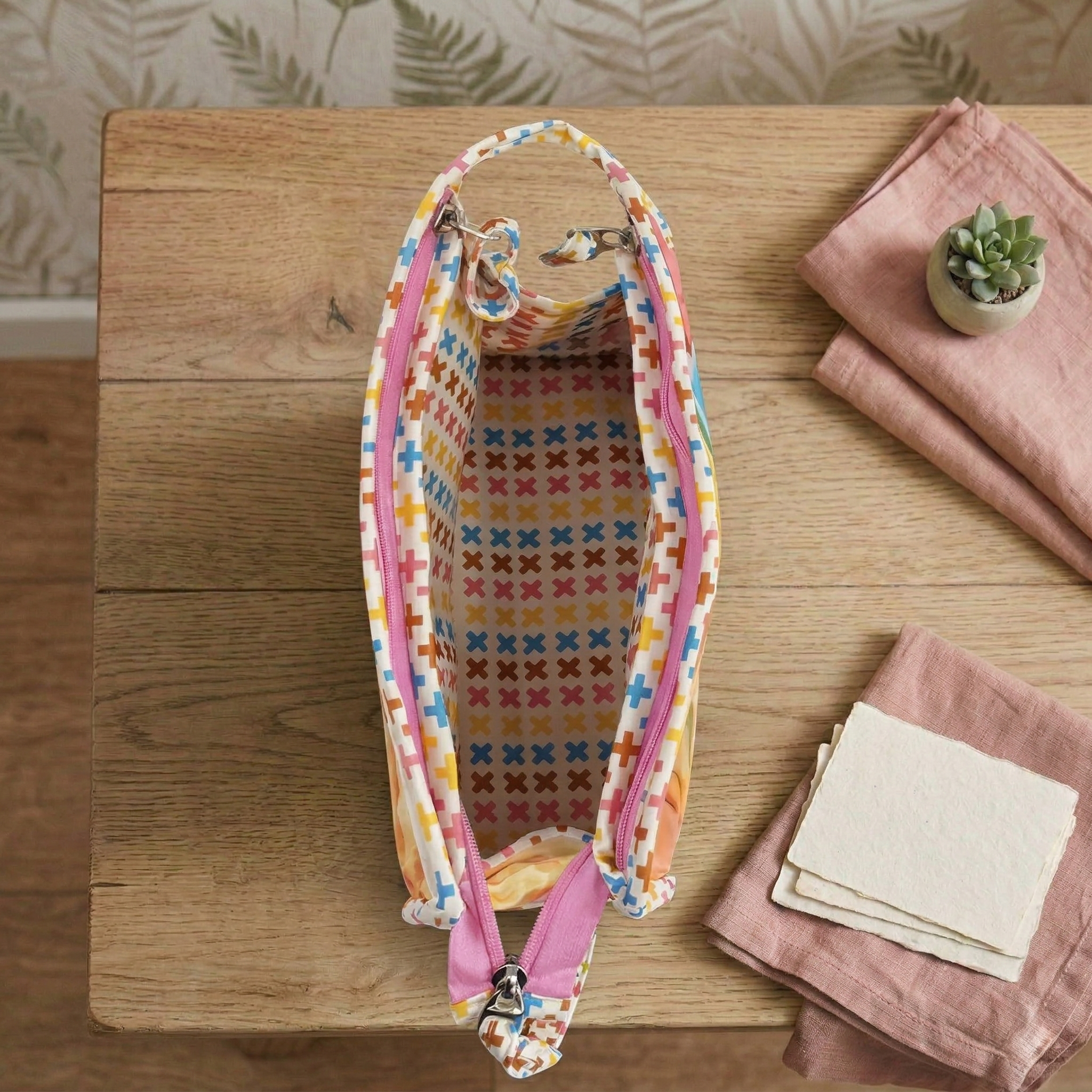 COLOR CRUSH PRINT TrioZip Toiletry Bag