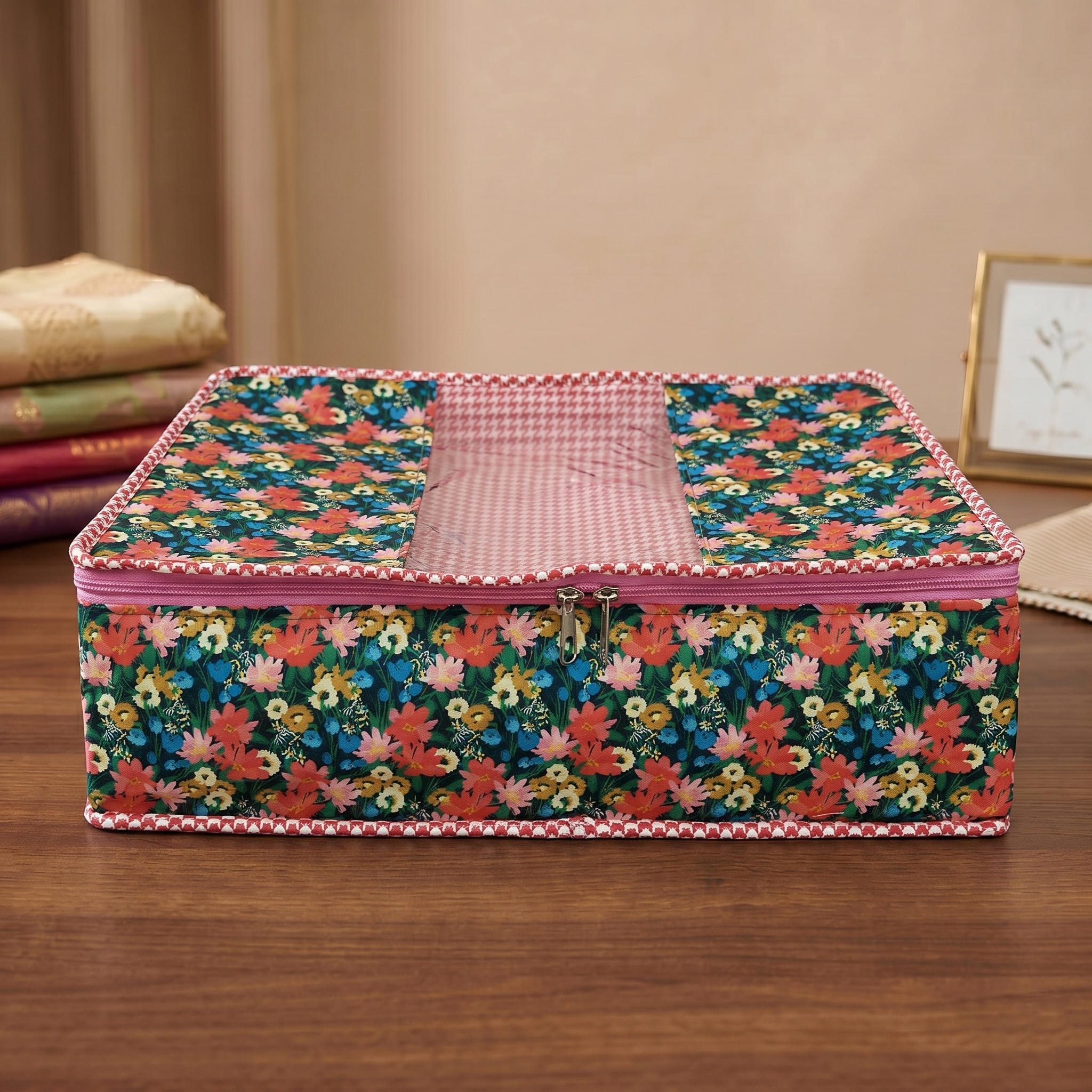 BLOOM BURST PRINT GRAND SAREE ORGANIZER