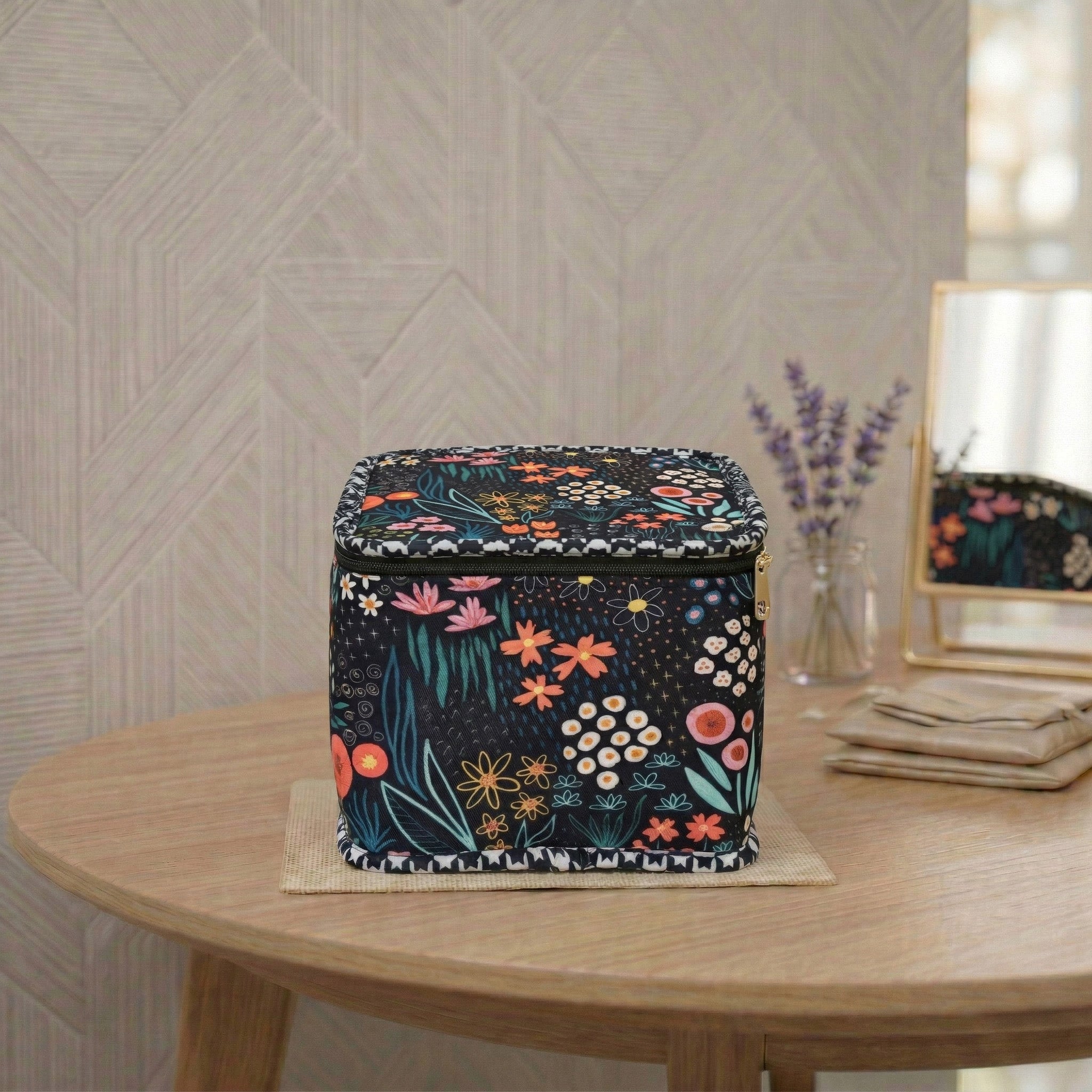 FLORA FIESTA PRINT BINDI ORGANIZER