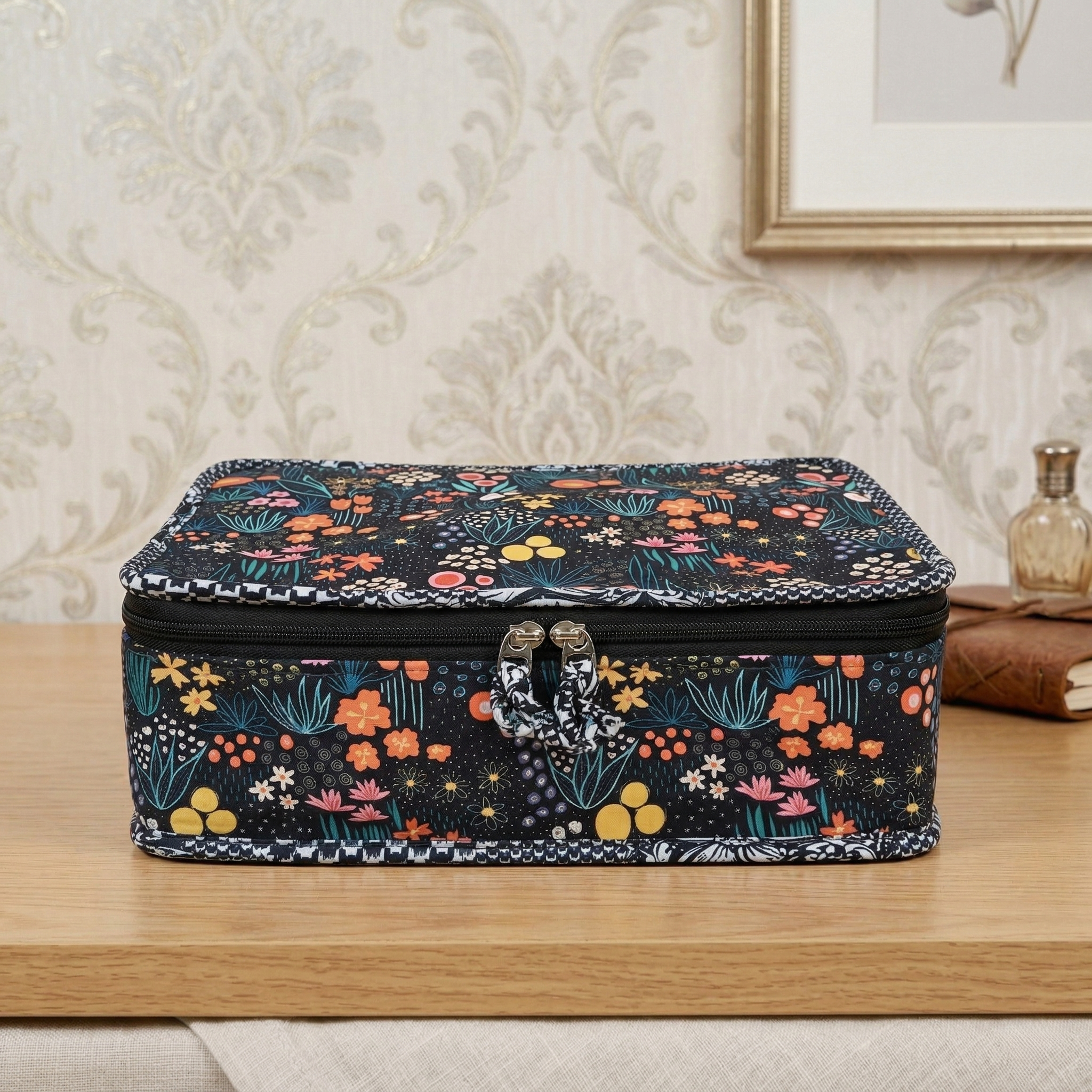 FLORA FIESTA PRINT JEWELRY ORGANIZER