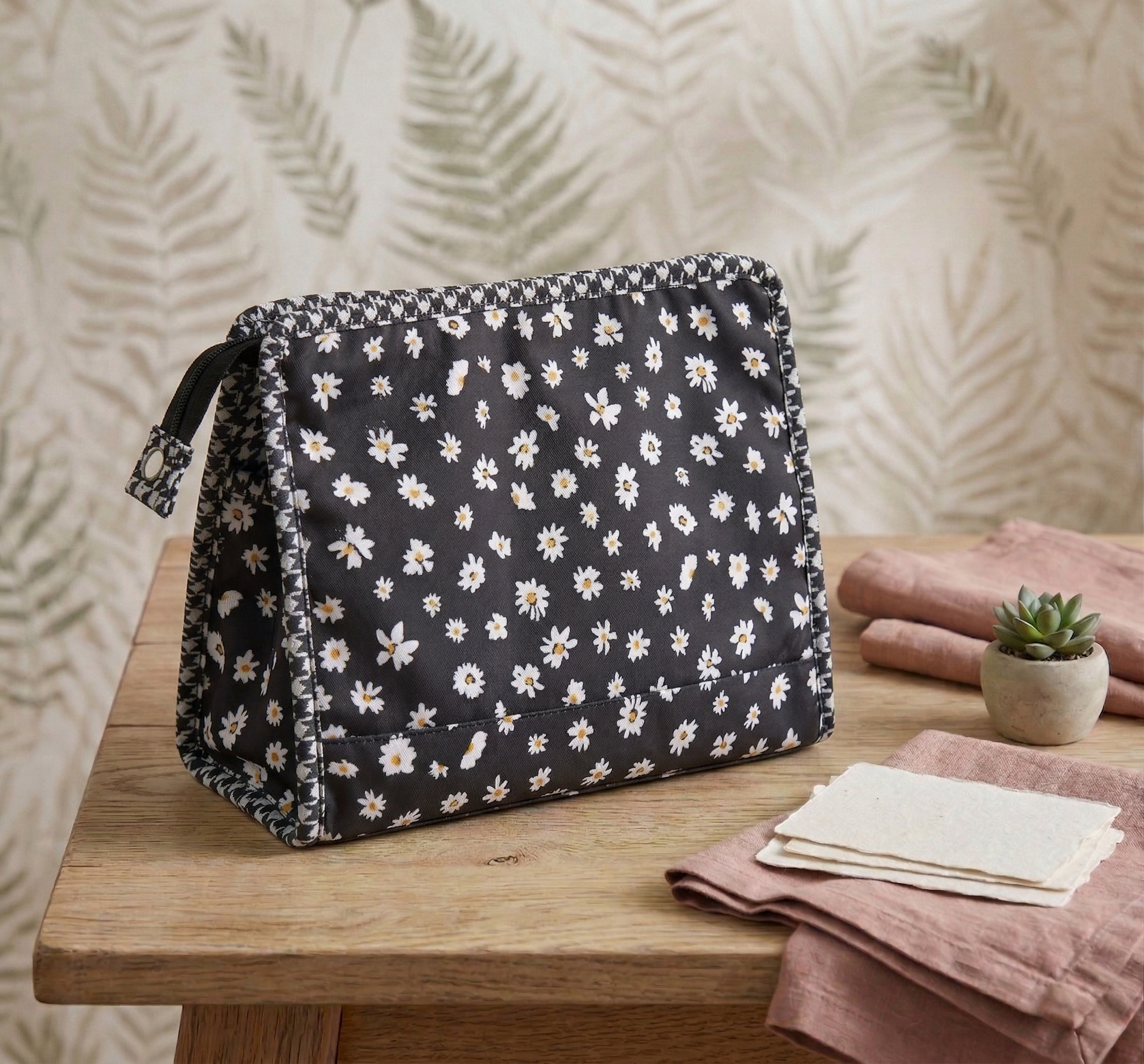 MIDNIGHT DAISY PRINT TrioZip Toiletry Bag