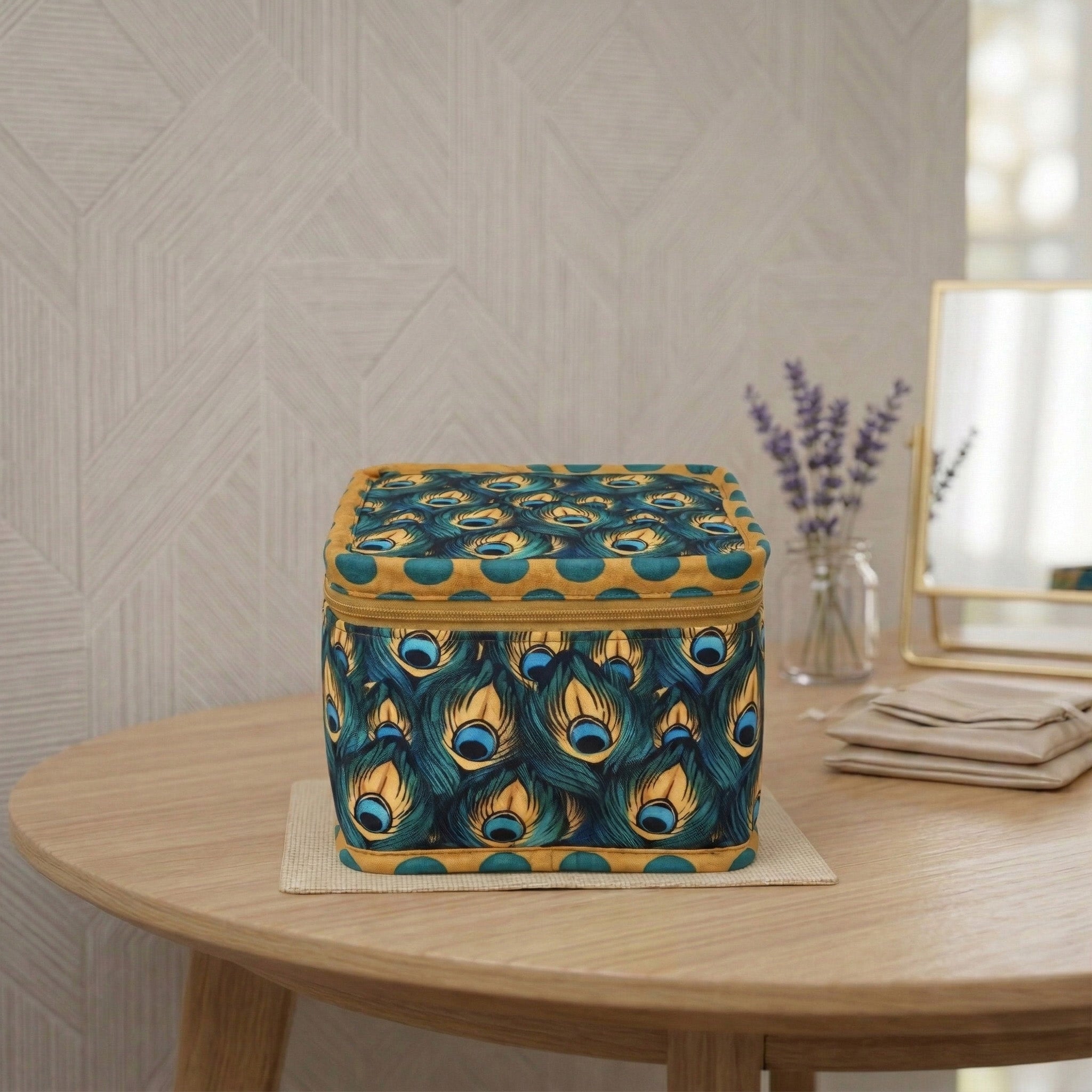 PEACOCK GLORY PRINT BINDI ORGANIZER