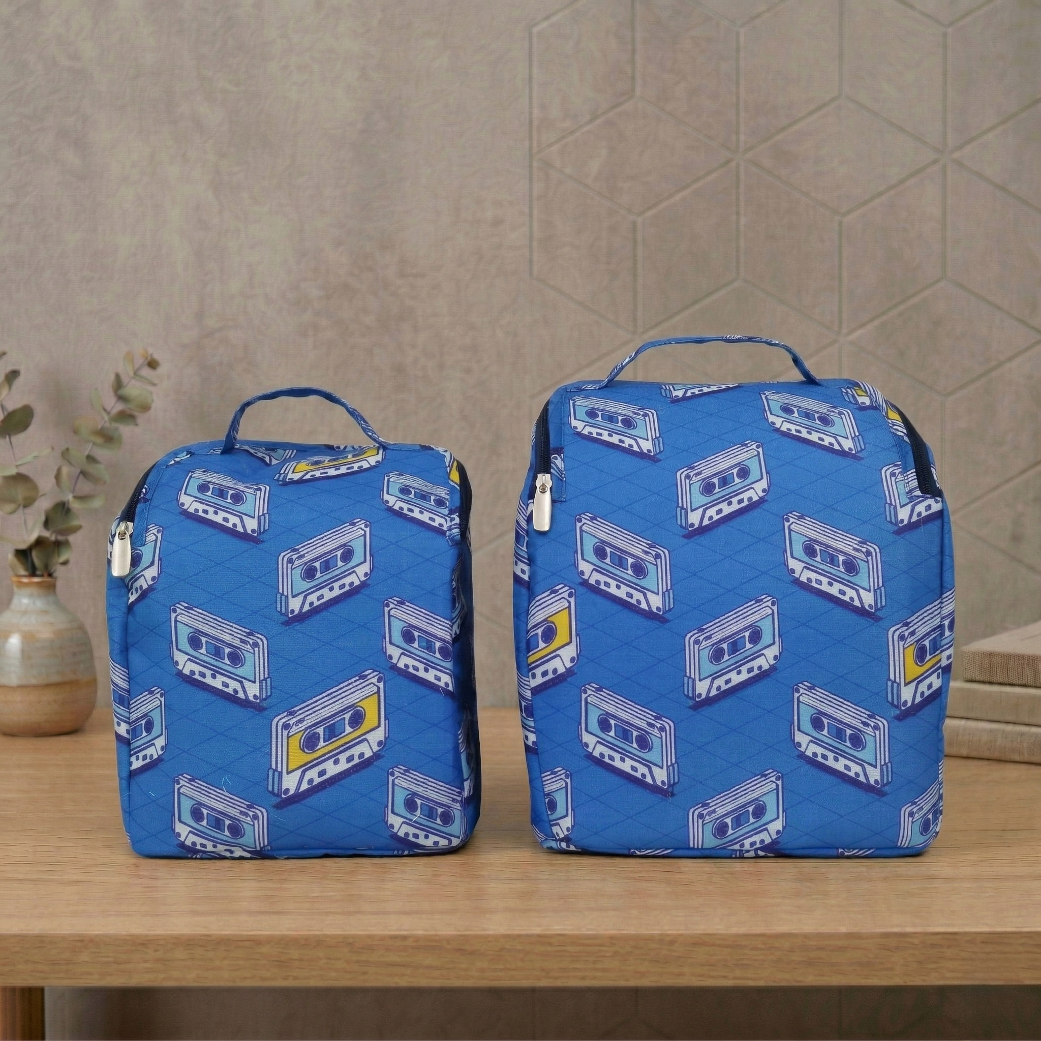 90S CASSETTE WAVE PRINT SMART TIFFIN BAG
