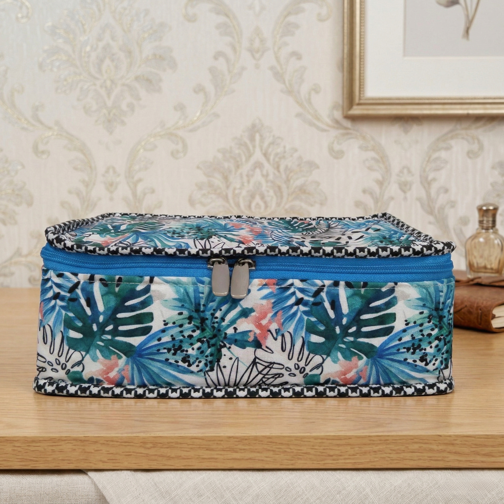 TROPICAL TEAL JAM PRINT JEWELRY ORGANIZER