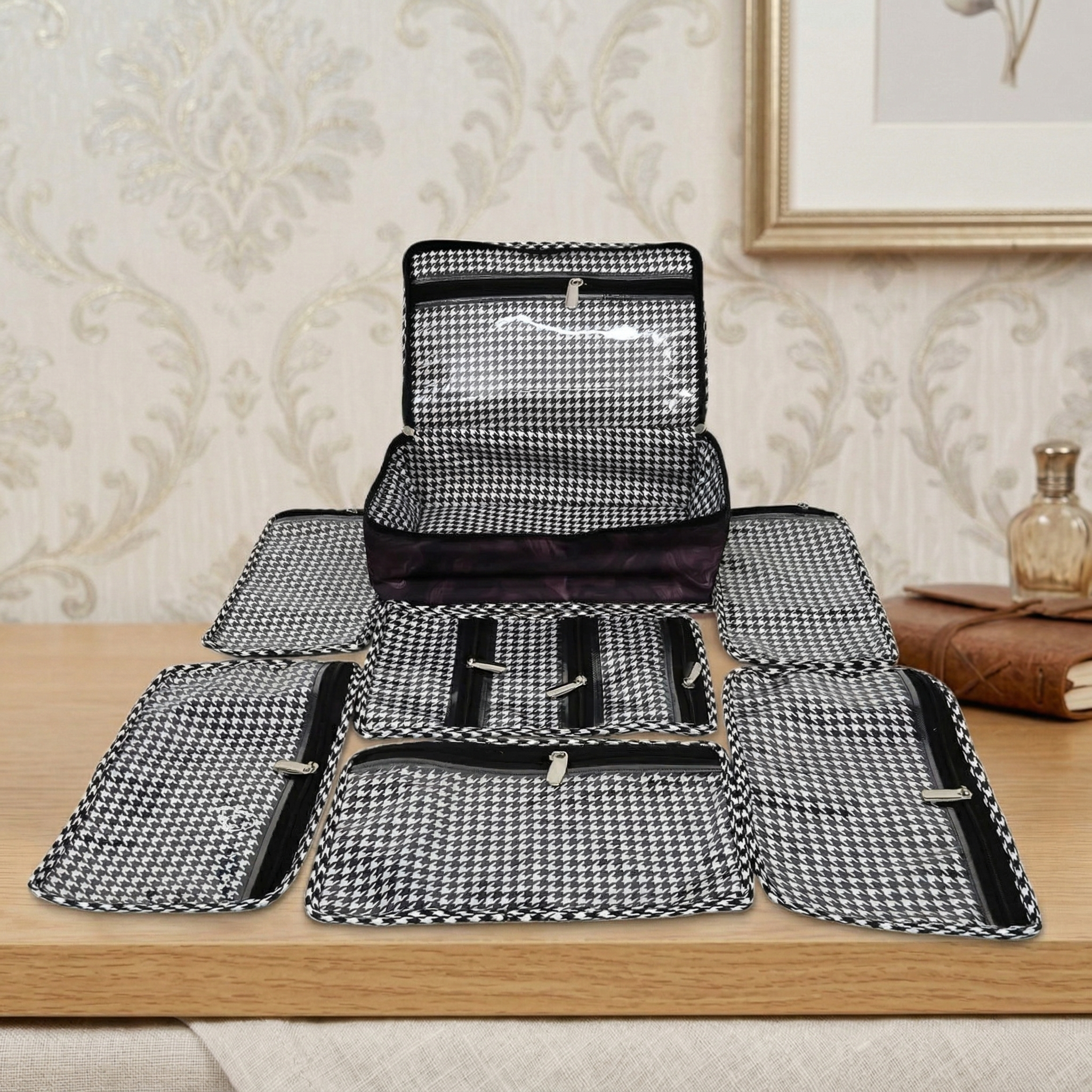 SAVANNA SAFARI BLOOM PRINT JEWELRY ORGANIZER
