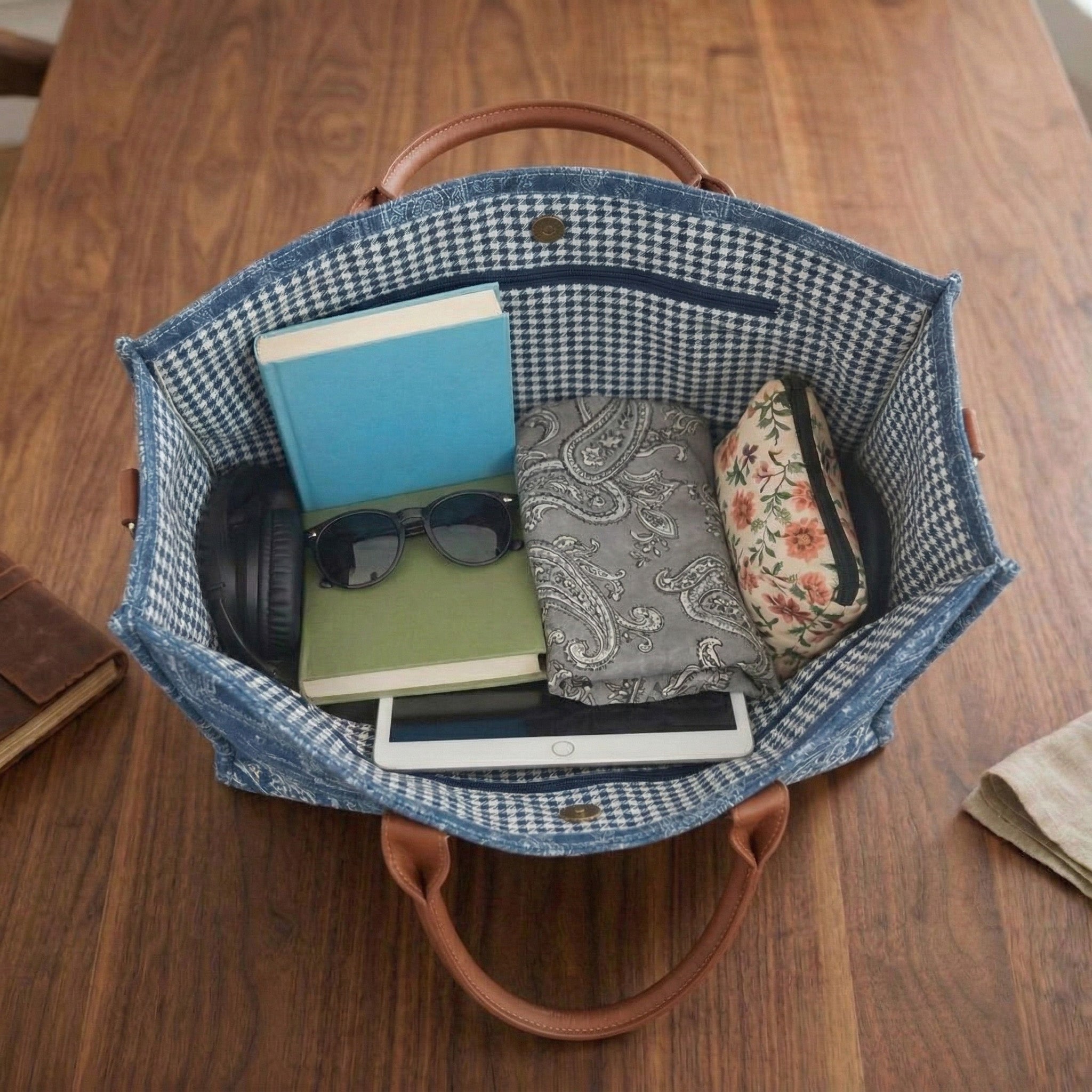 AZURE HERITAGE TRAVEL LEATHER BAG