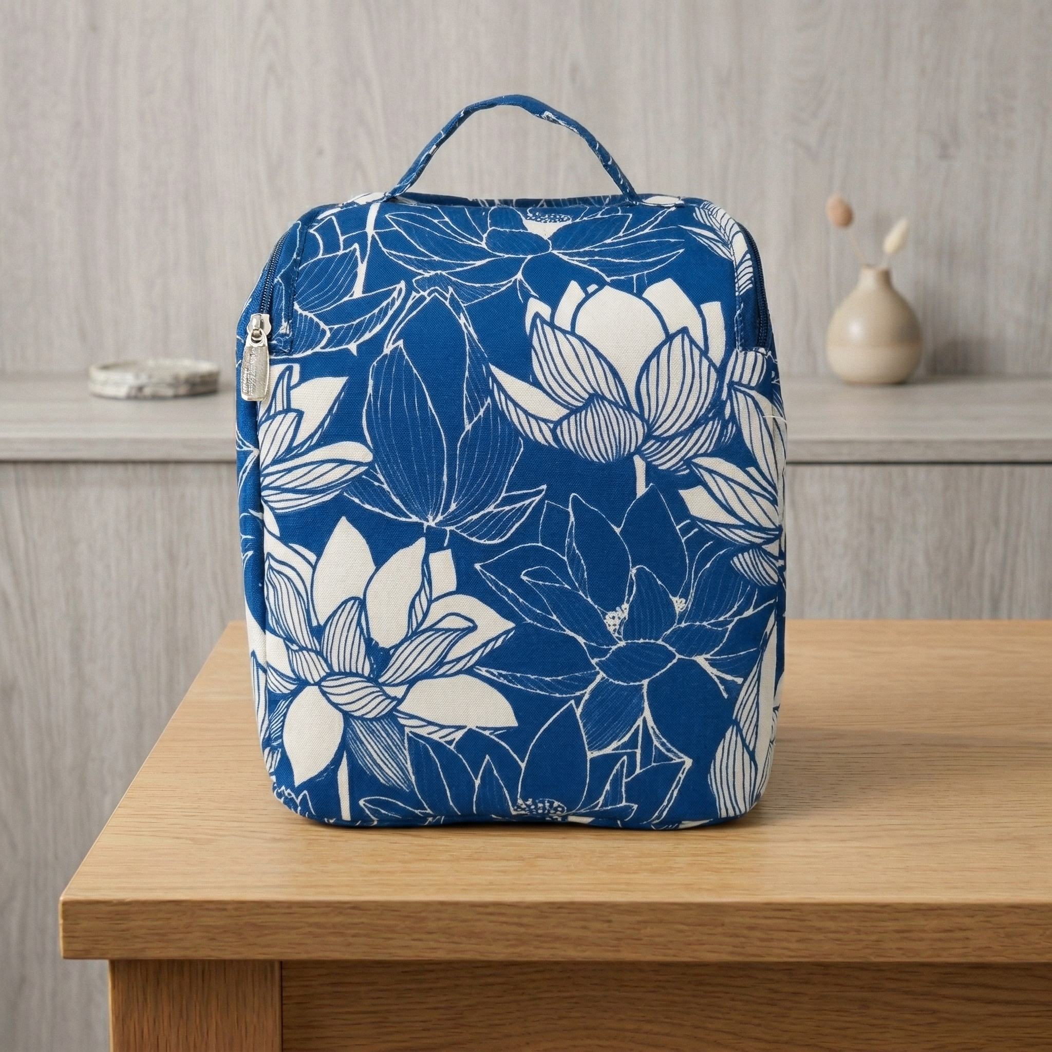 NAVY LOTUS PRINT SMART TIFFIN BAG