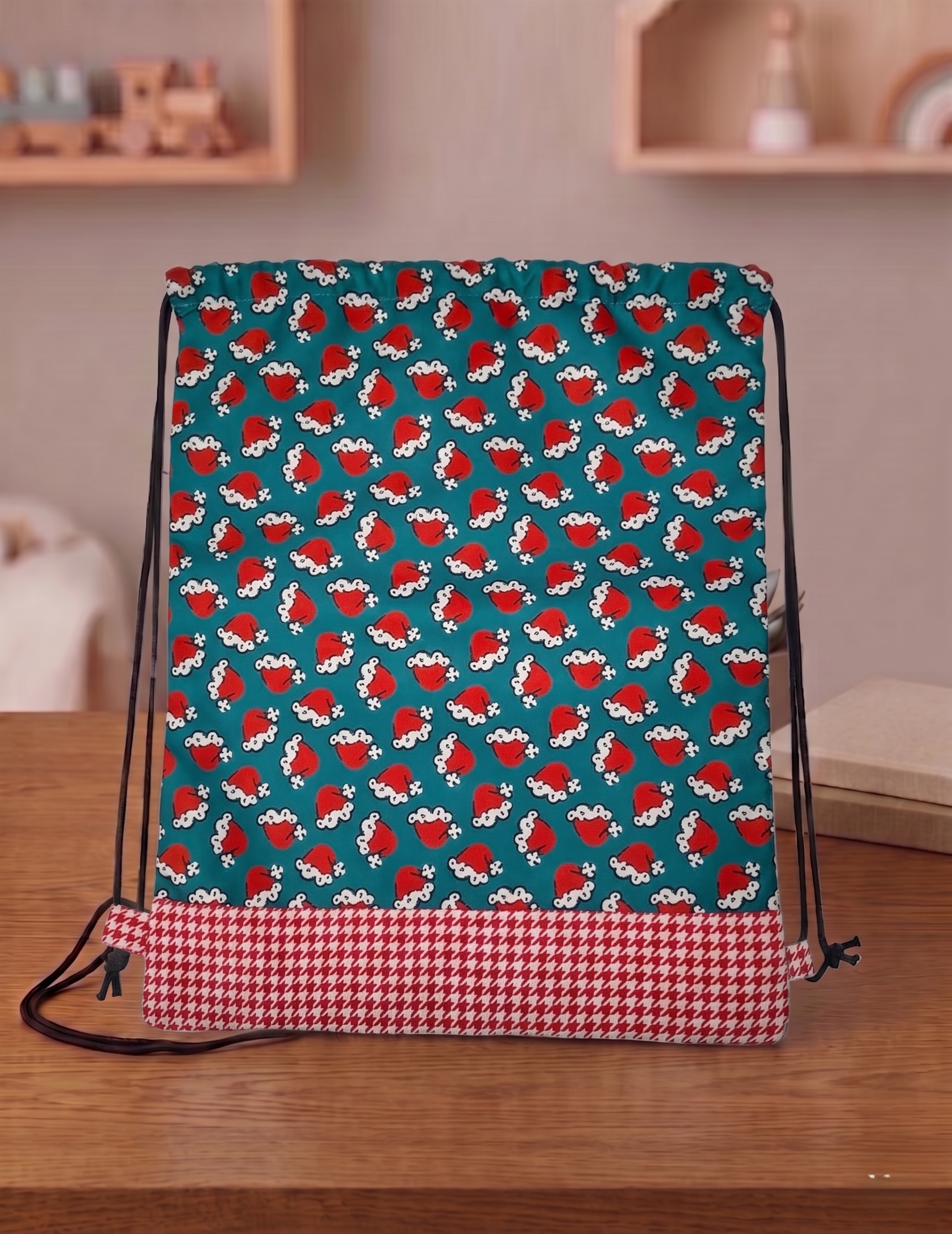 SANTA HAT PARADE PRINT DRAWSTRING BACKPACK