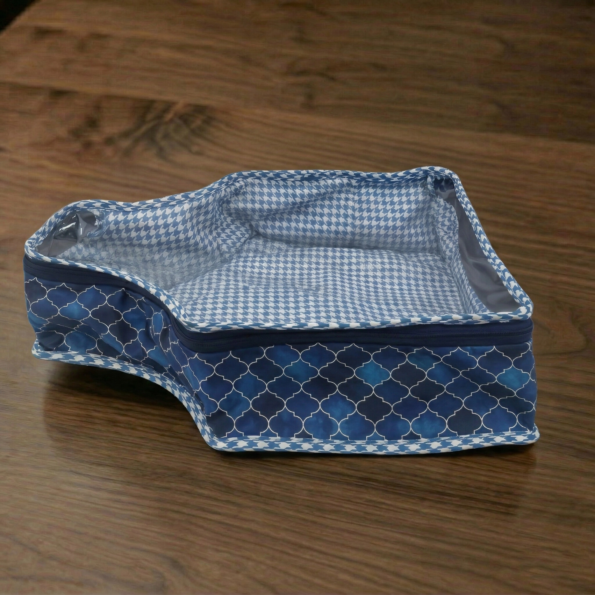 INDIGO MOSAIC PRINT BLOUSE COVER