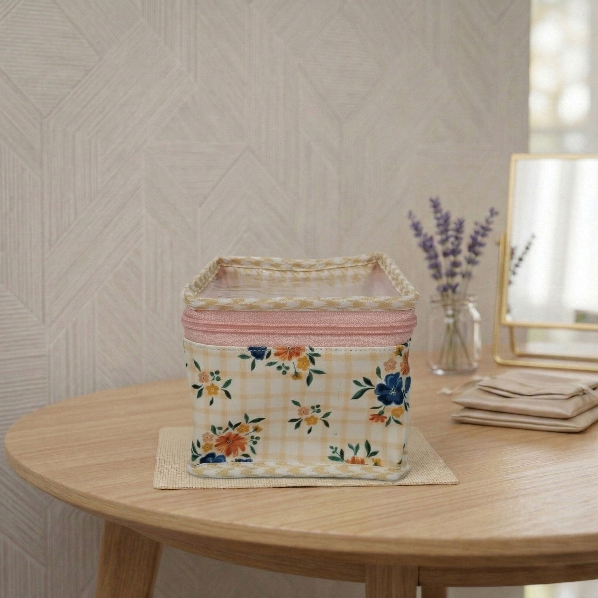 BLUEBELL BUTTERSCOTCH CHECKS PRINT BINDI ORGANIZER