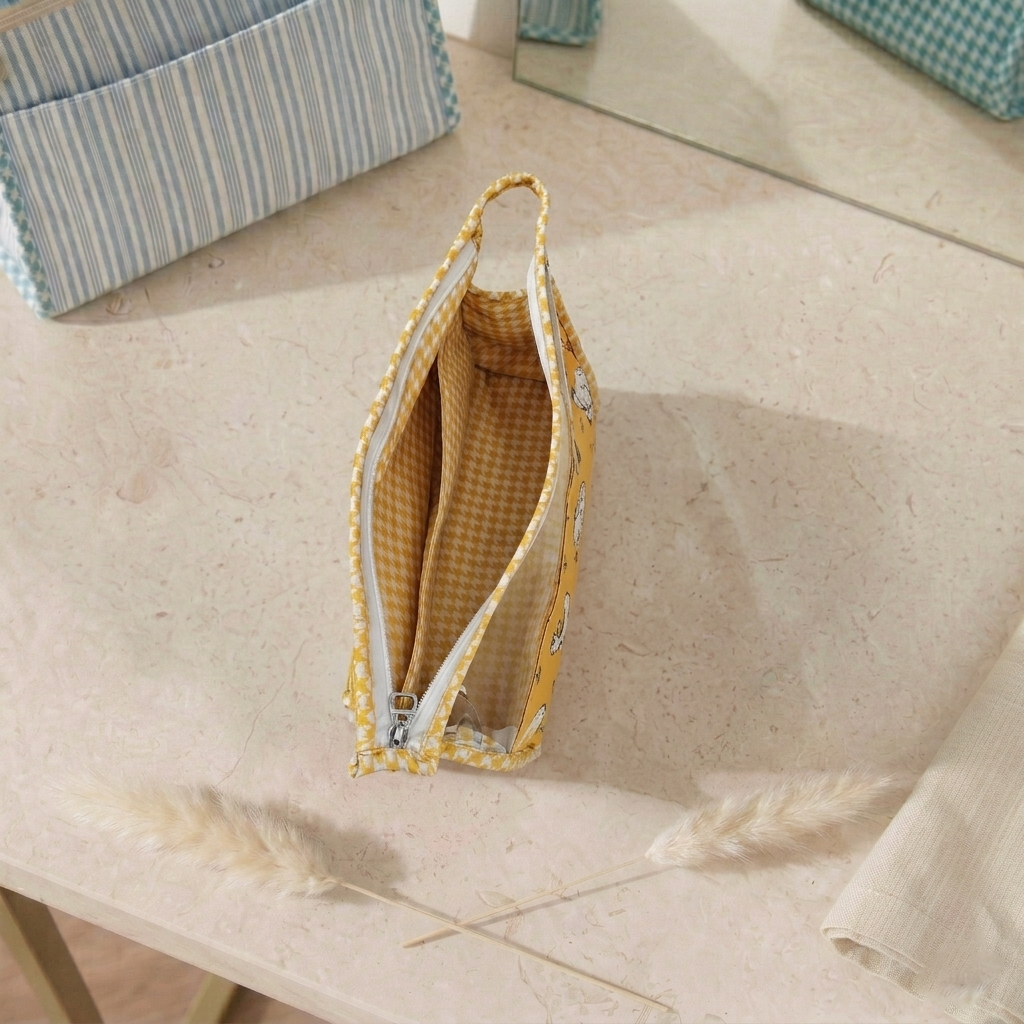 PICHWAI PASTURES PRINT TRAVEL MAKEUP POUCH SET