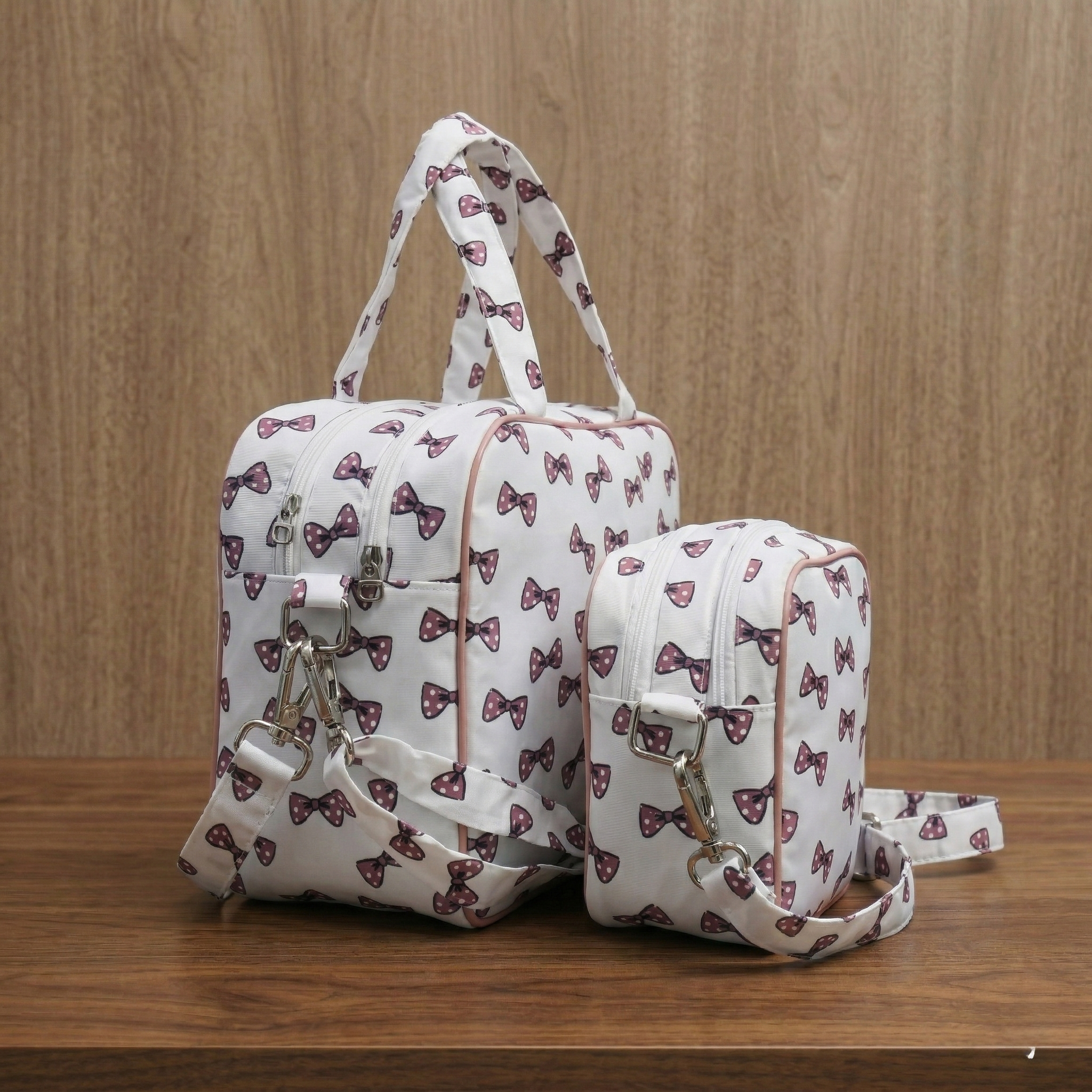 Classy Bow Print TRAVEL BAG