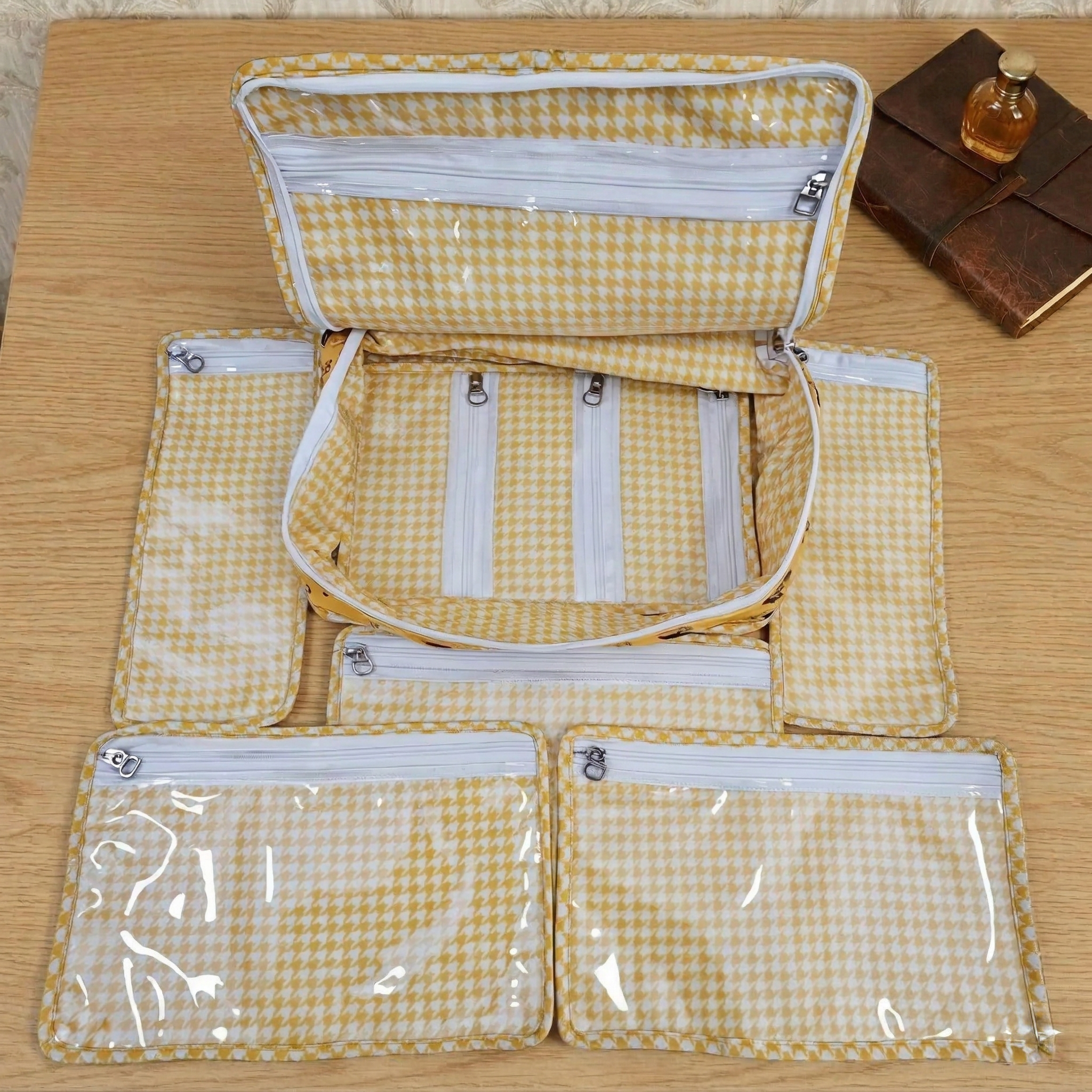 PICHWAI PASTURES PRINT JEWELRY ORGANIZER