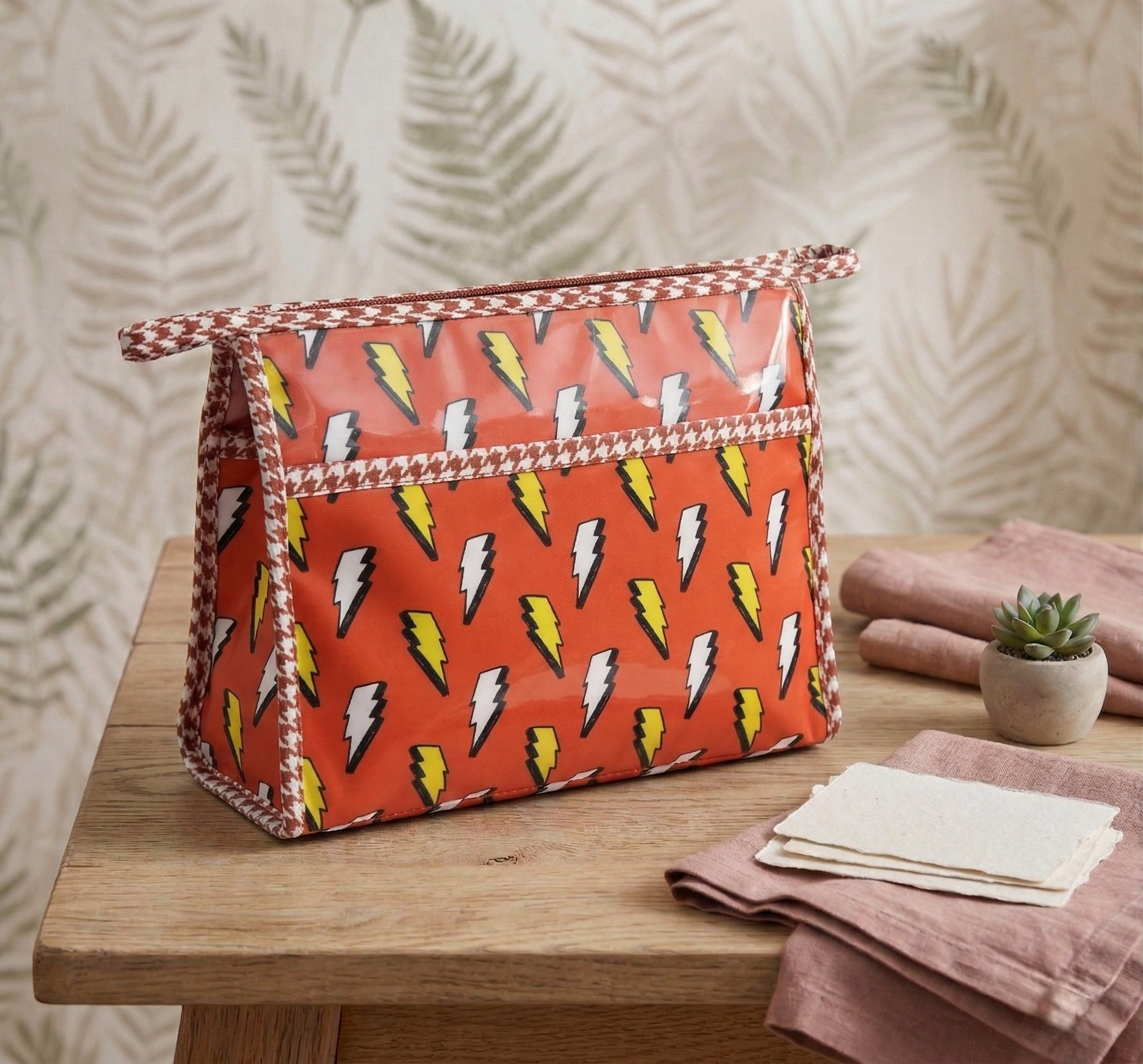 FLASH PRINT TRIOZIP TOILETRY BAG