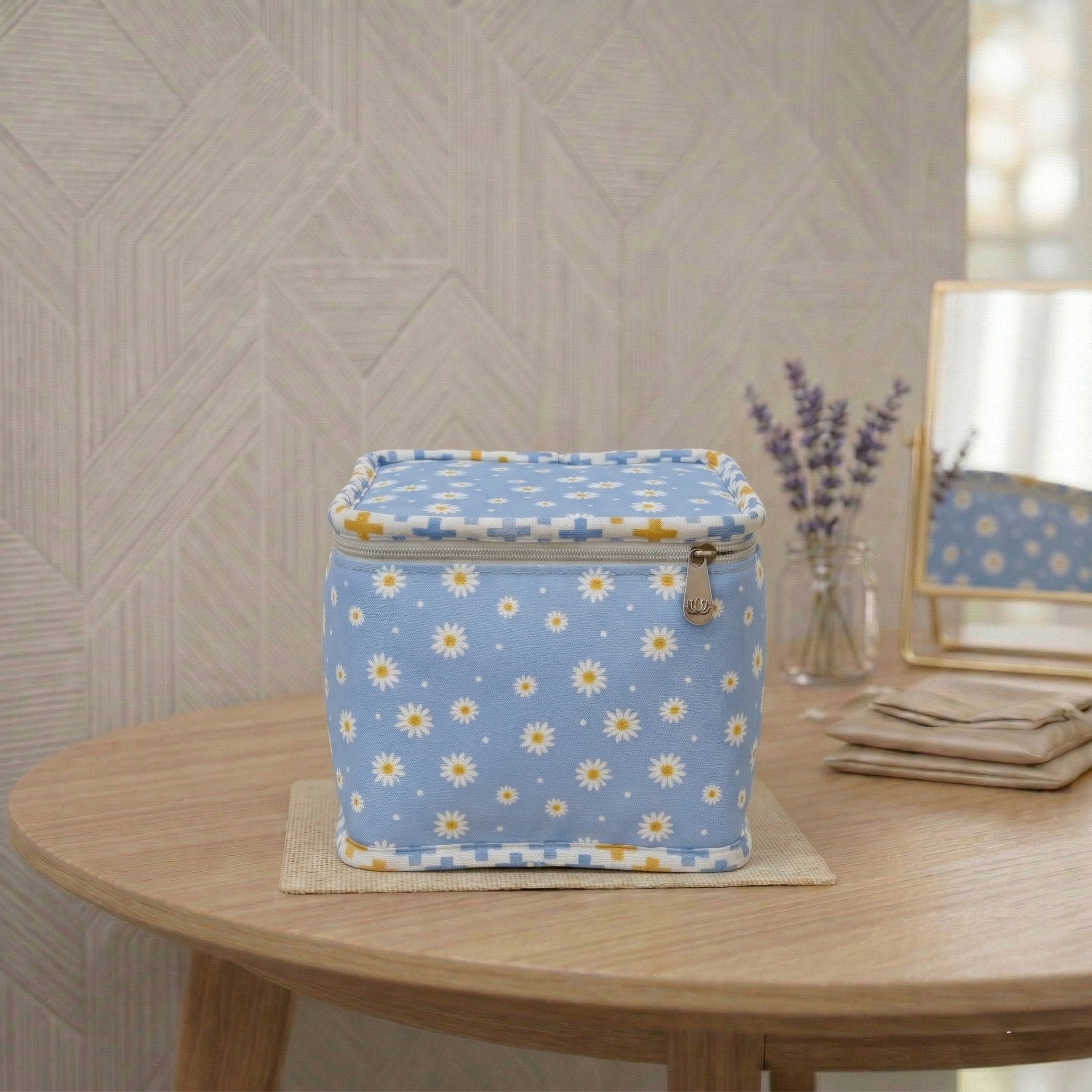 DAISY DREAMS PRINT BINDI ORGANIZER