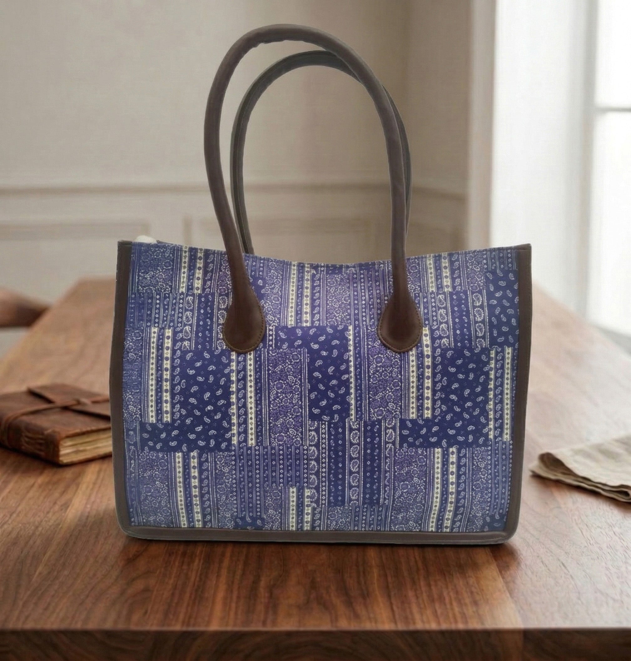 BLUE PAISLEYTRAVEL LEATHER BAG