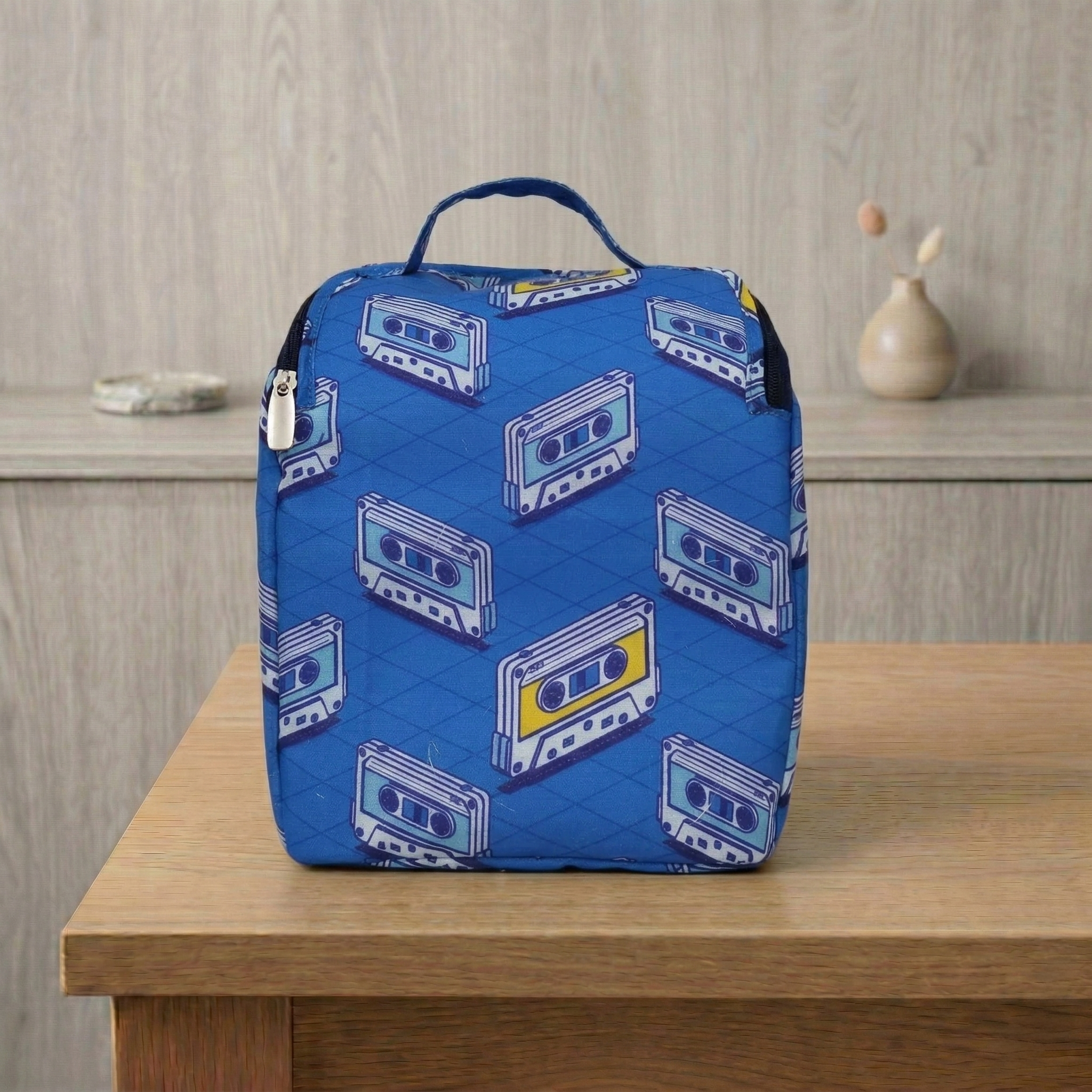 90S CASSETTE WAVE PRINT SMART TIFFIN BAG