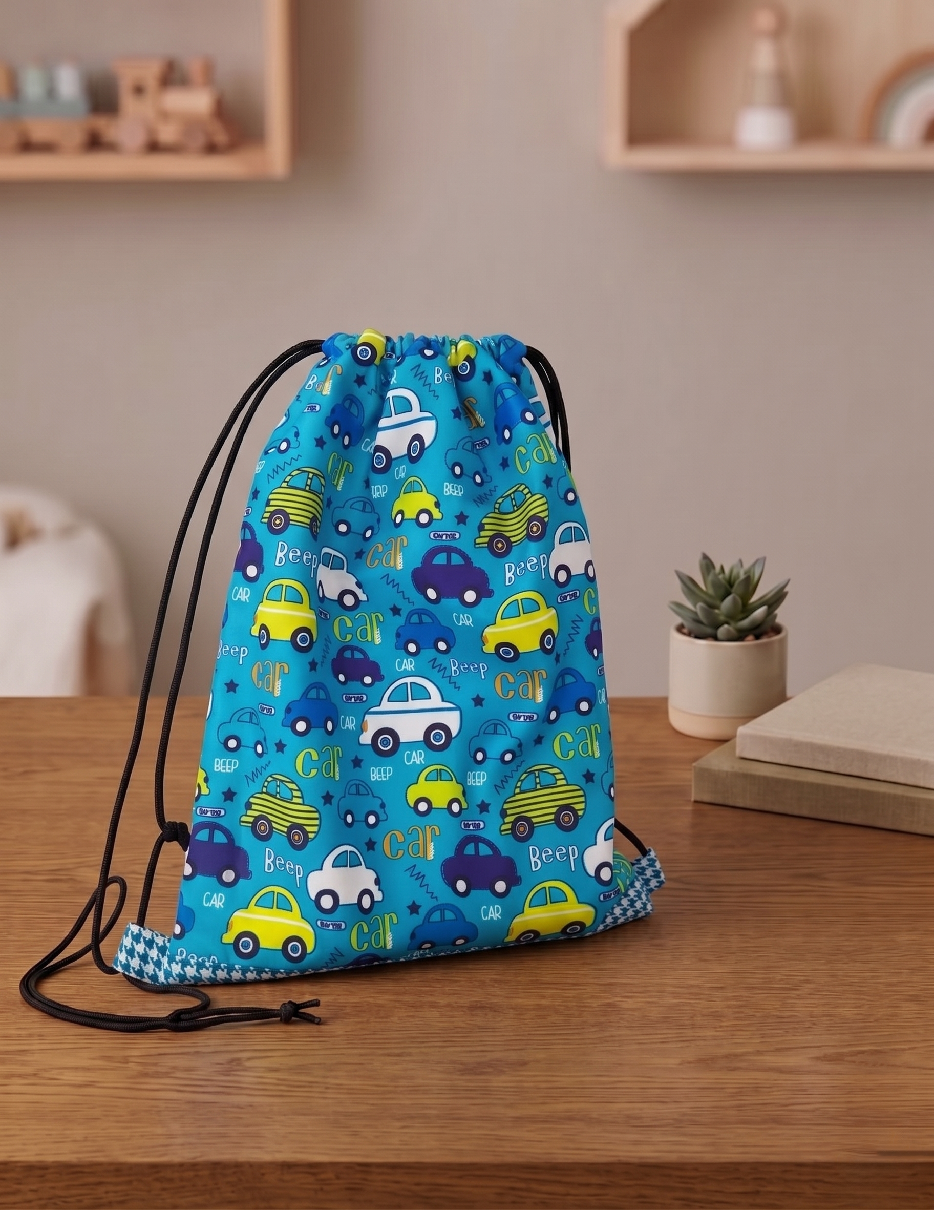 ROAD RUNNER PRINT DRAWSTRING BACKPACK