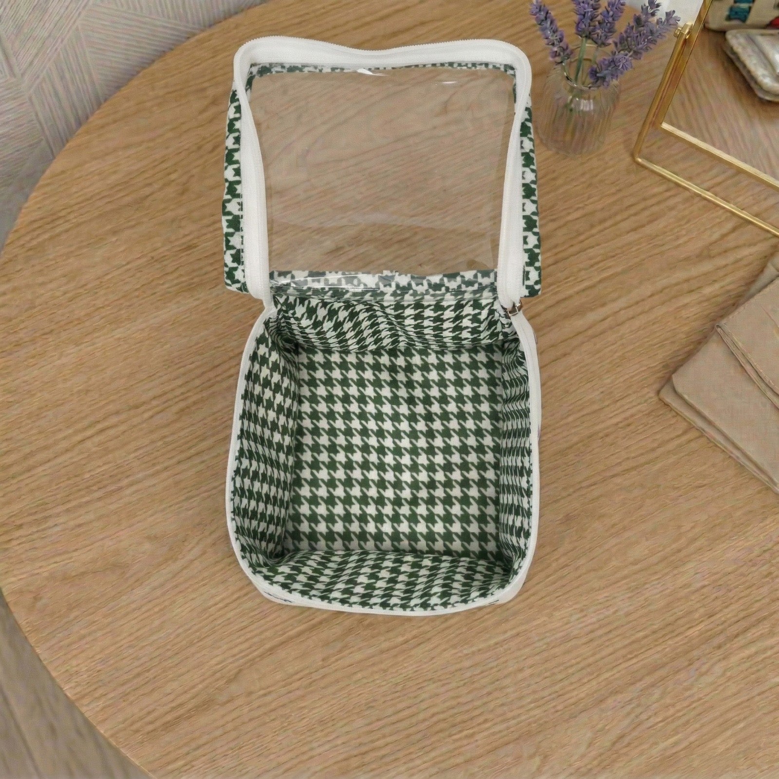 VROOM TOWN PRINT BINDI ORGANIZER