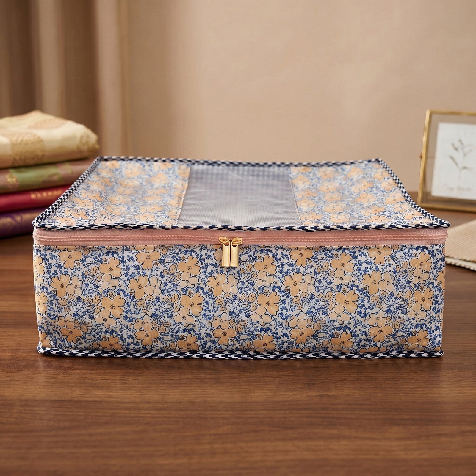 RETRO FLORAL CHARM PRINT GRAND SAREE ORGANIZER