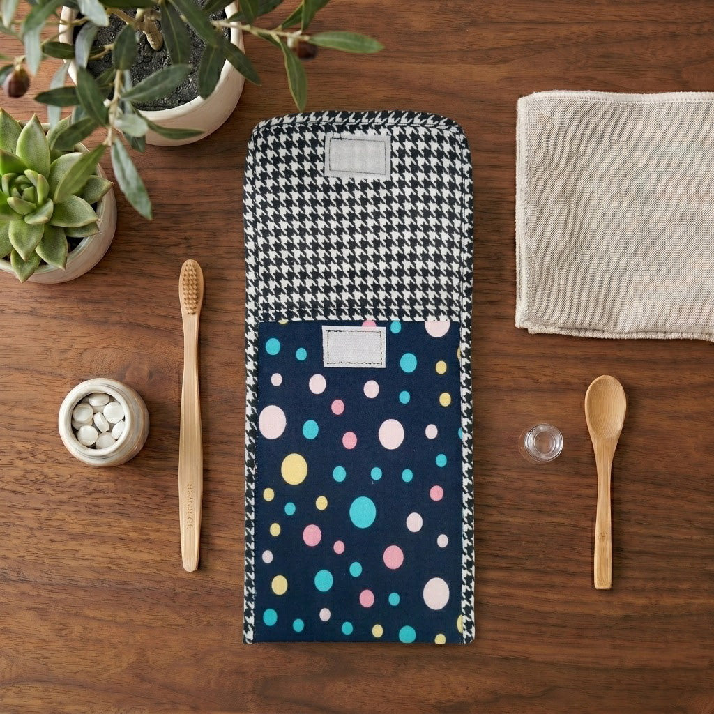 STARLIT BUBBLE PRINT TRAVEL DENTAL KIT