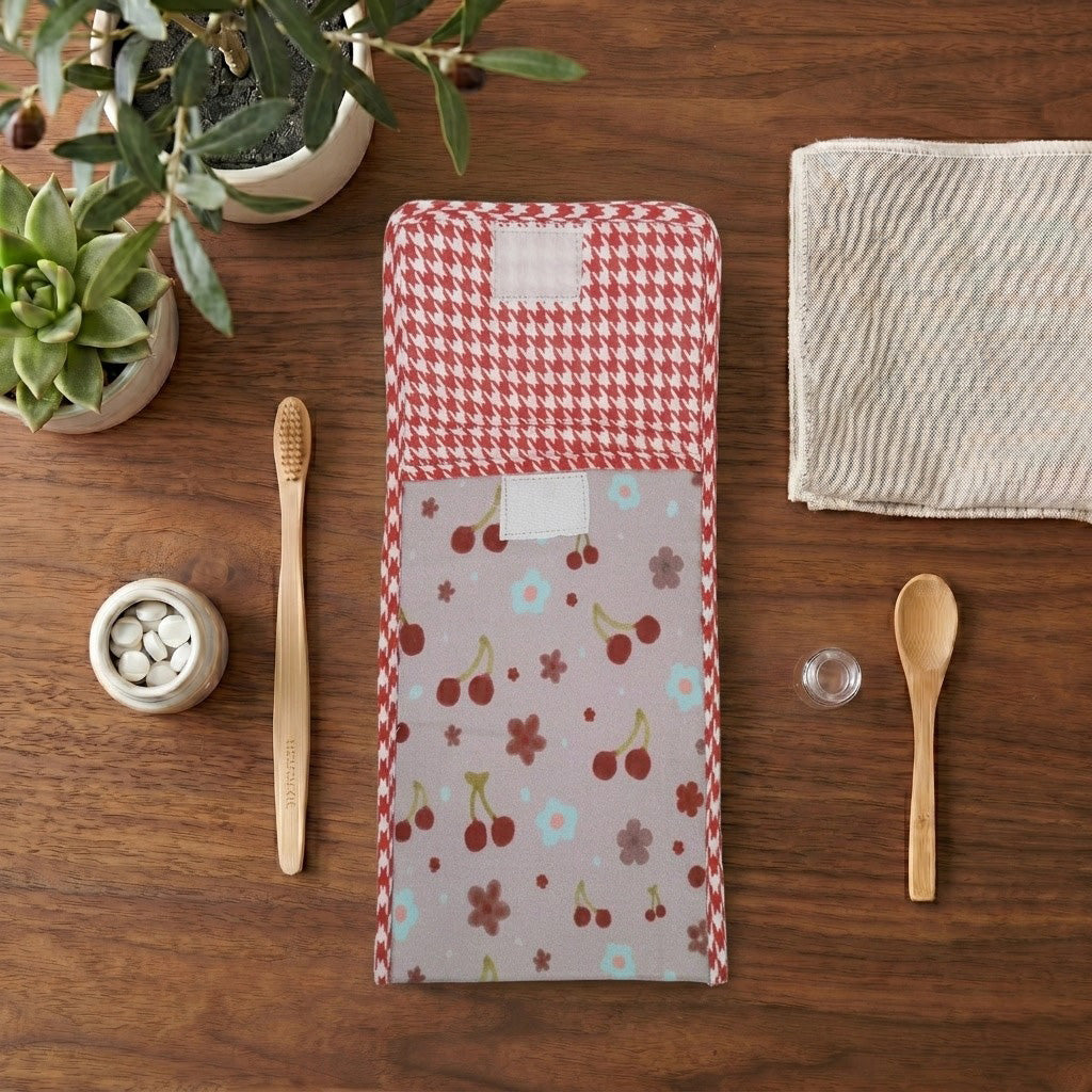 SCARLET CHERRY PRINT TRAVEL DENTAL KIT
