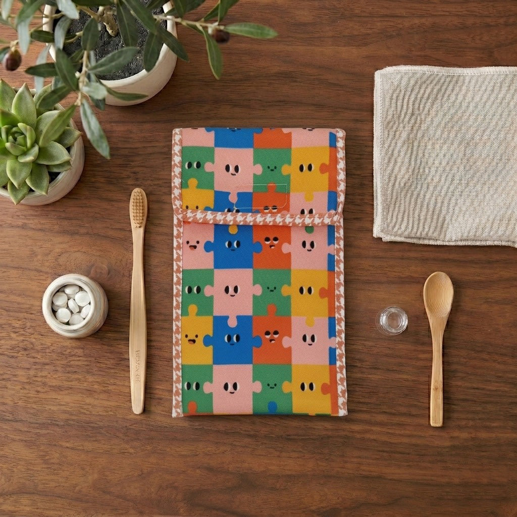 HAPPY PUZZLE PARTY PRINT TRAVEL DENTAL KIT