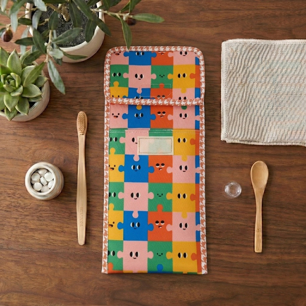 HAPPY PUZZLE PARTY PRINT TRAVEL DENTAL KIT