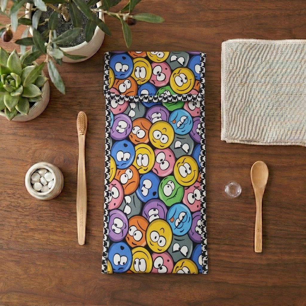 MOOD POP PARADE PRINT TRAVEL DENTAL KIT