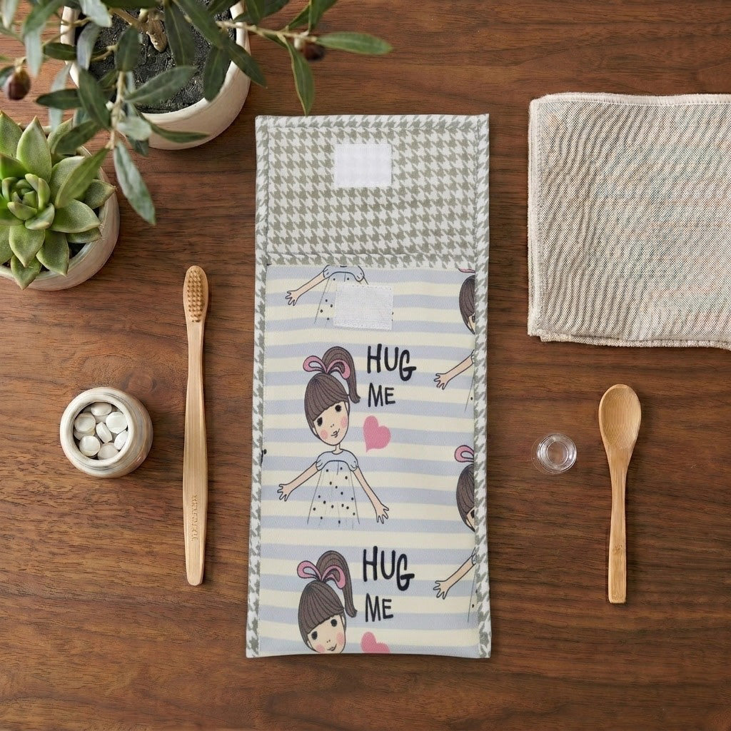 HUG MAGIC PRINT TRAVEL DENTAL KIT