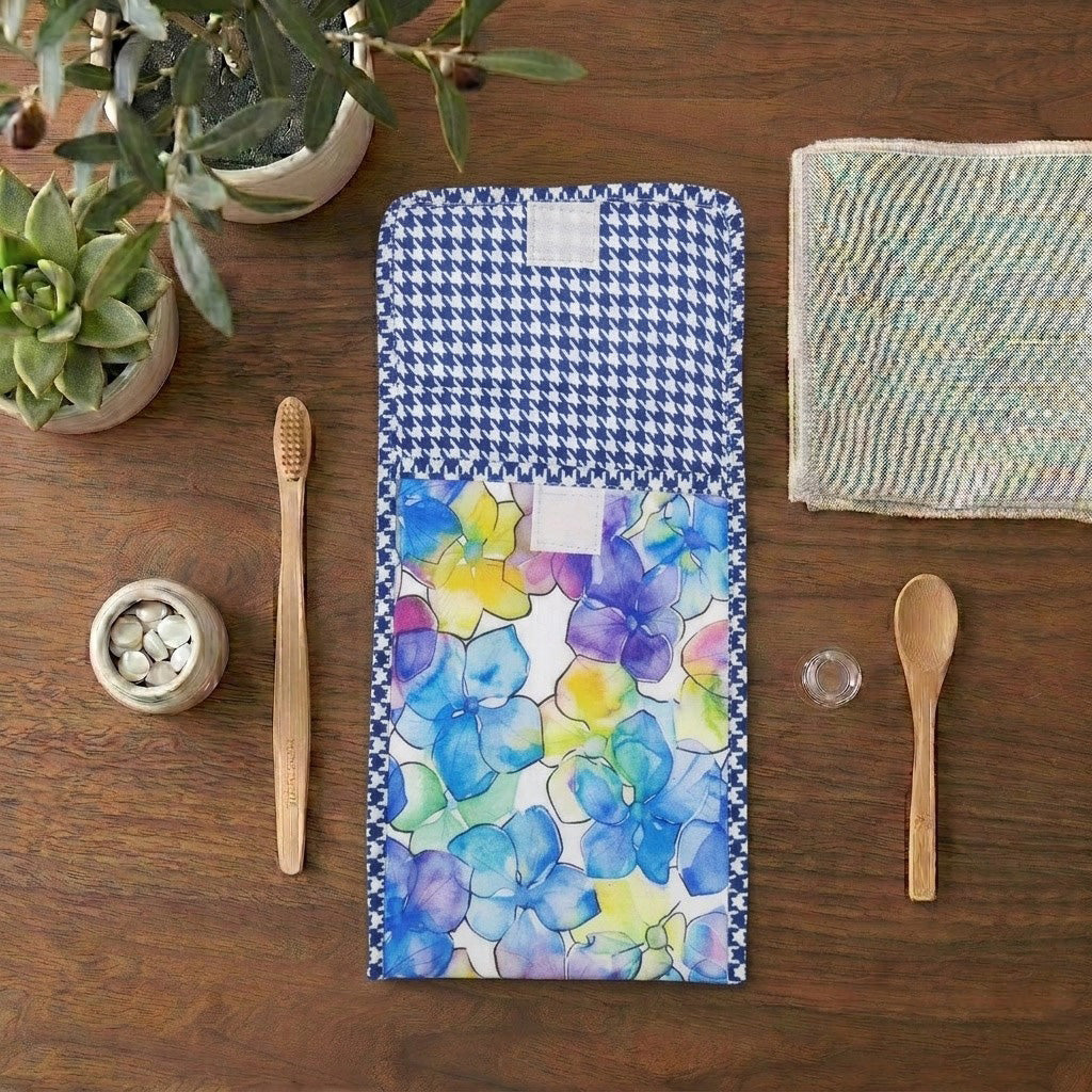 OCEAN MIST PRINT TRAVEL DENTAL KIT