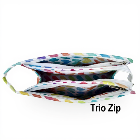 LOVE RAINBOW PRINT 8 PIECE KIDS GIFT SET