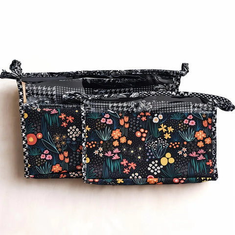 FESTIVE TRAVEL MAKEUP POUCH SET CUSTOMISER