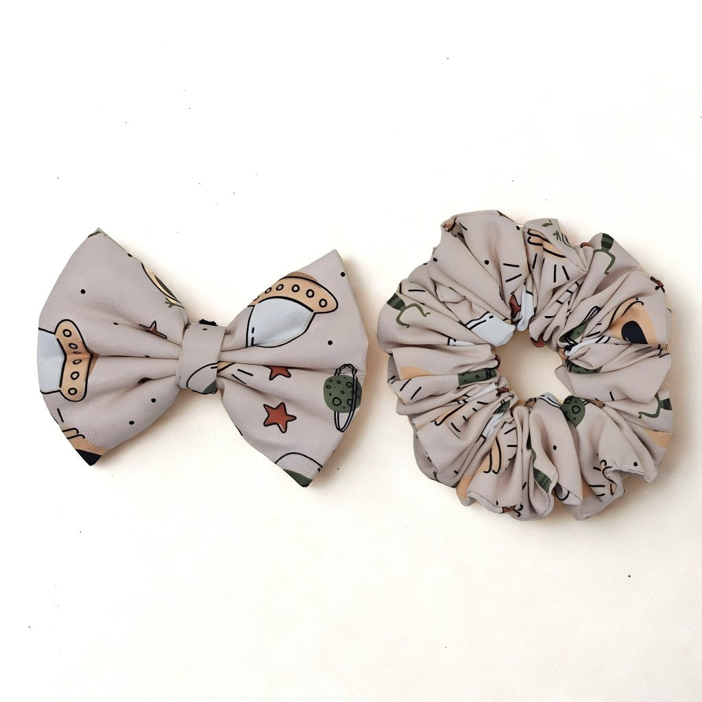 SPACE INVADERS PRINT Scrunchie & Bow Combo